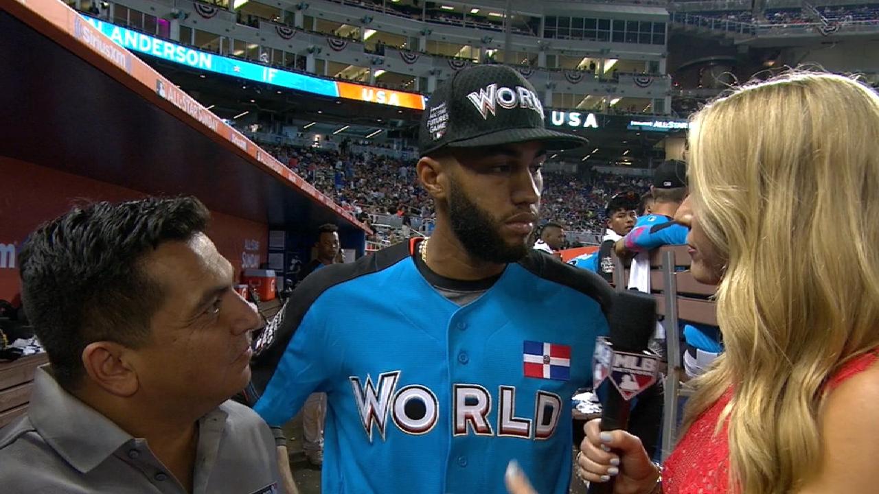 Rosario discusses Reyes