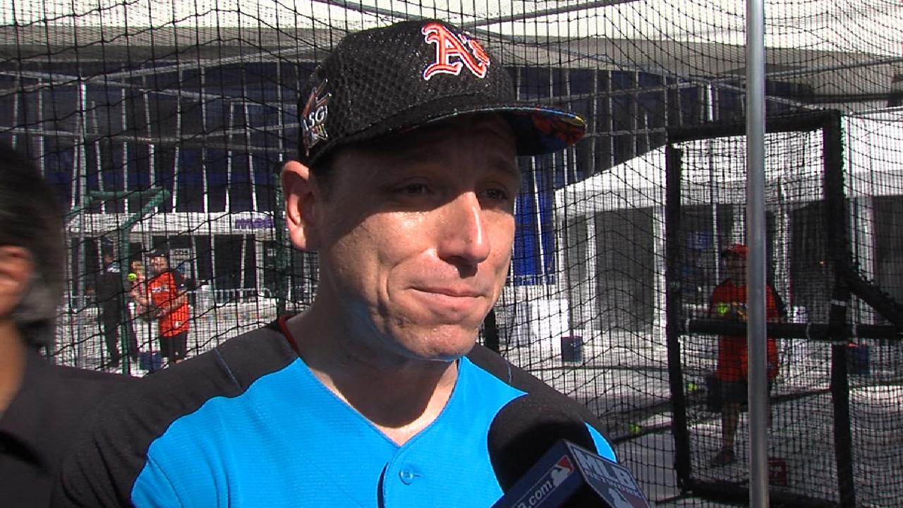 Chestnut on Celebrity Softball