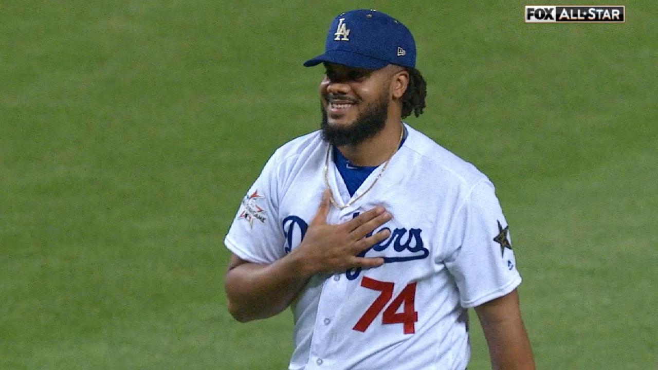 Jansen's 9th-inning balk