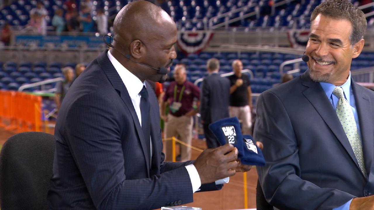 MLB Tonight: Cano's gift