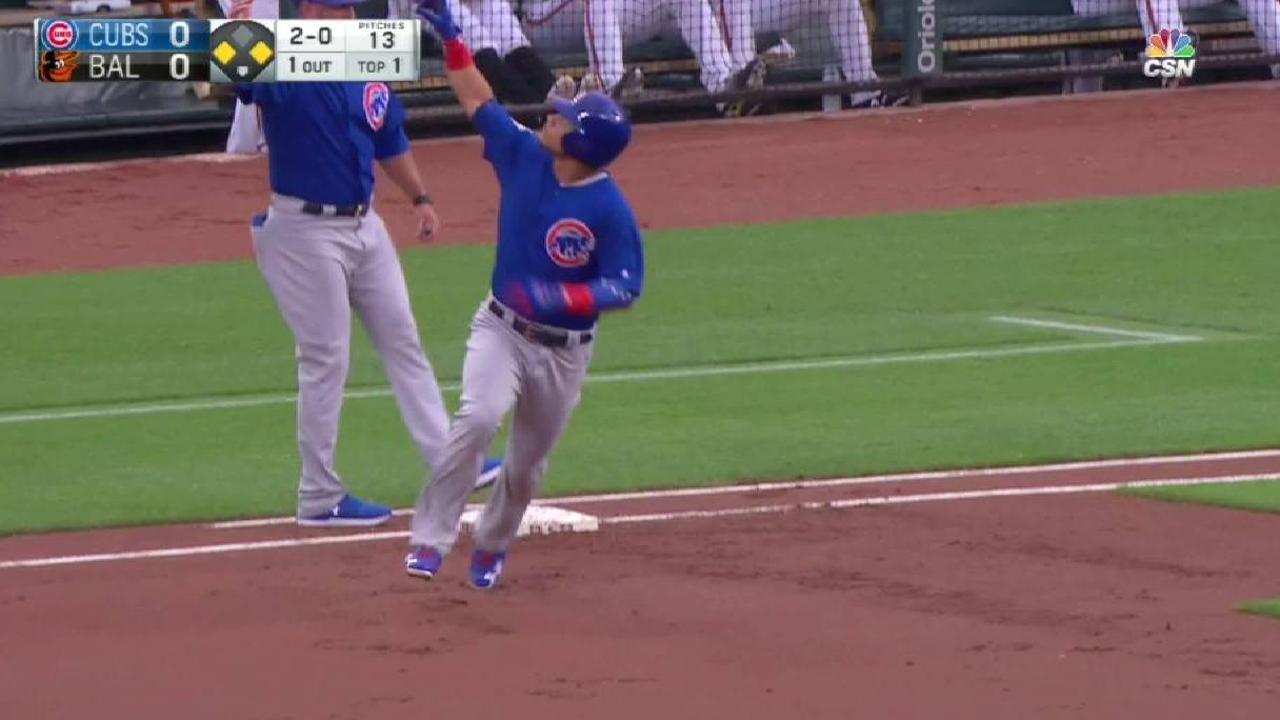 Contreras' three-run homer