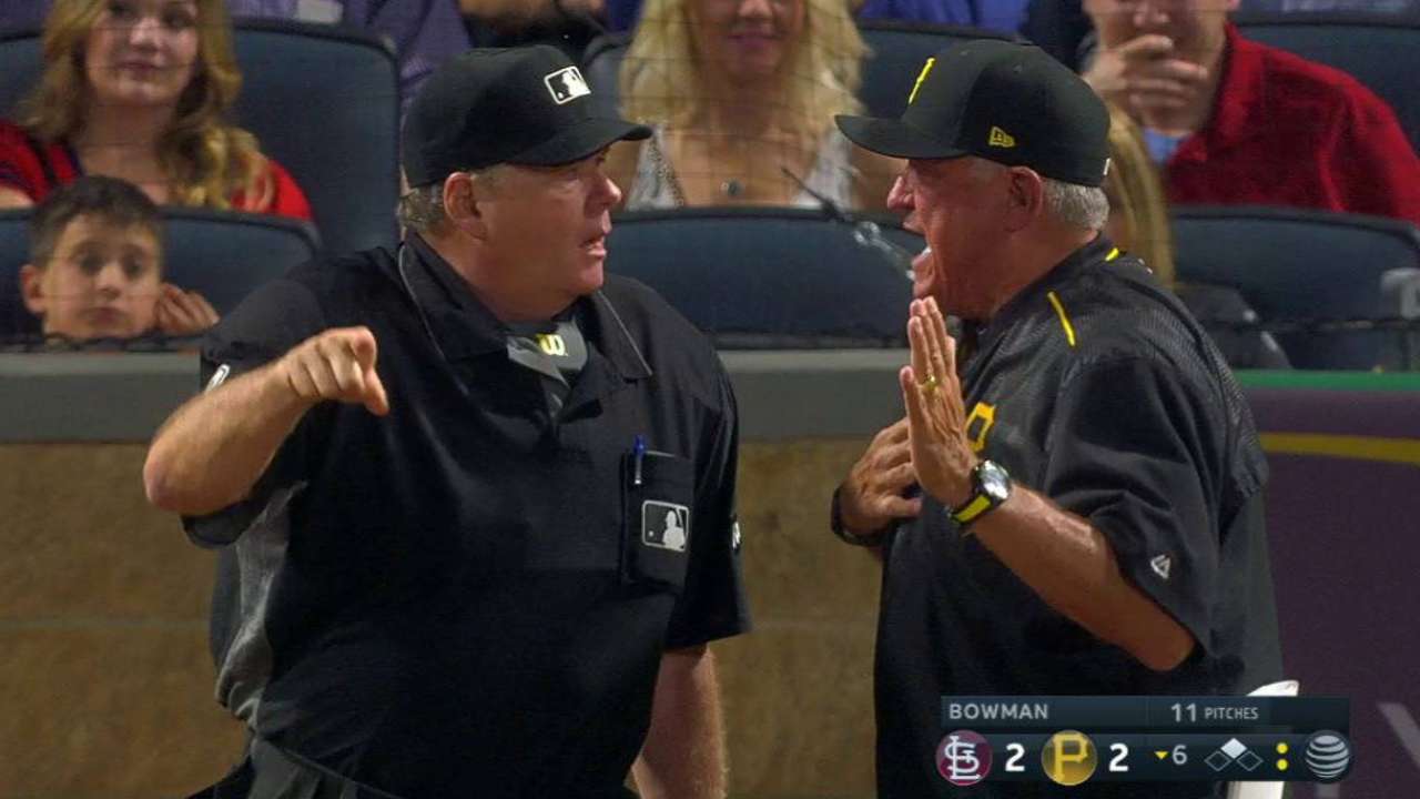 Hurdle gets ejected in the 6th
