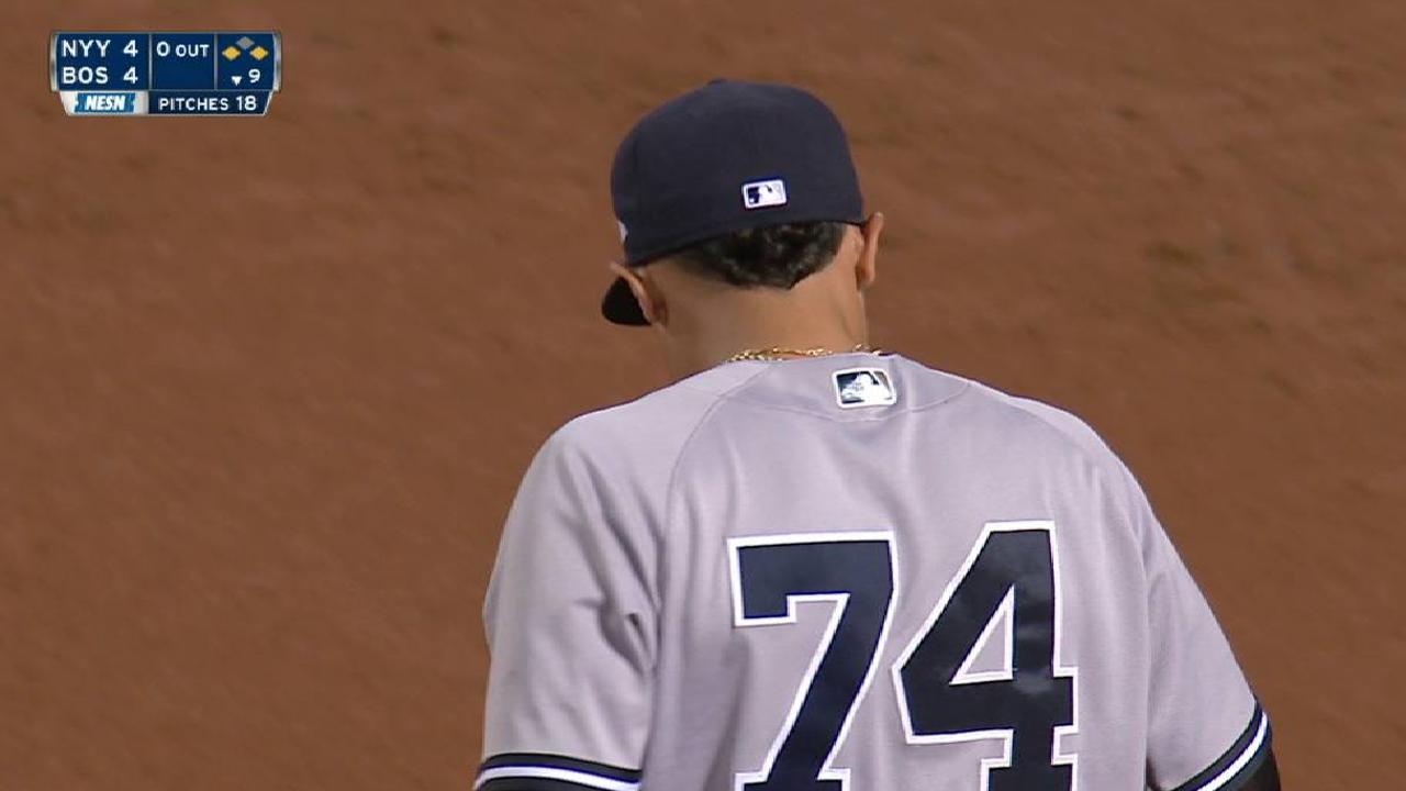 Betts scores on an error in 9th