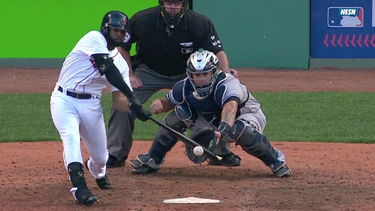 Bradley Jr.'s single to right