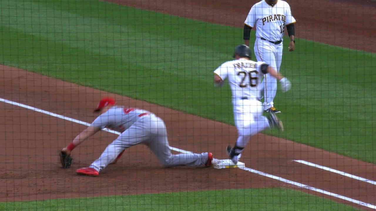 Gyorko dives, gets Frazier