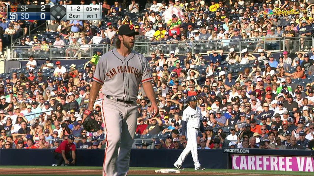 Bumgarner's strong first frame