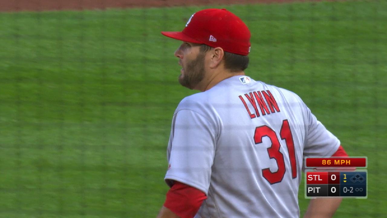 Led by Lynn, Cardinals blank Bucs