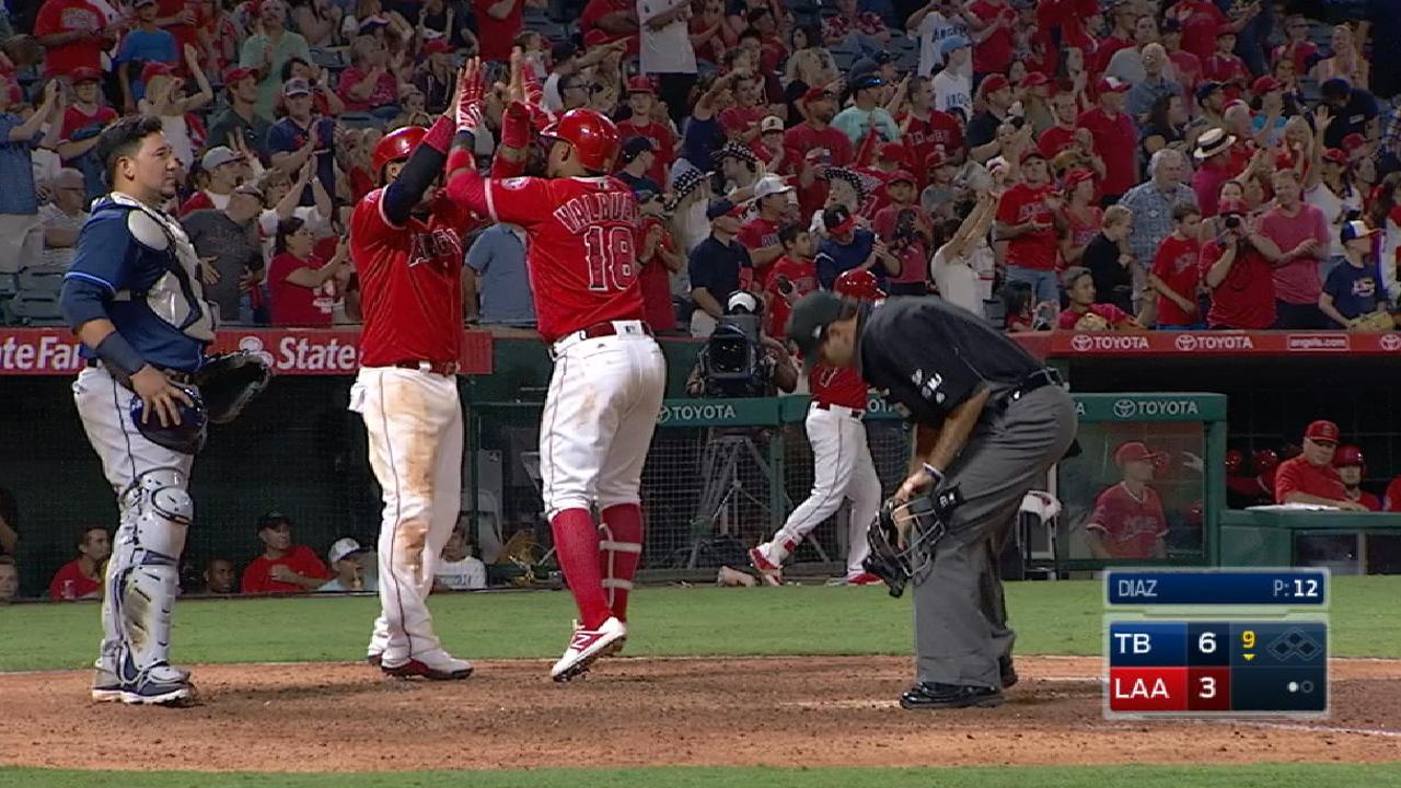 Valbuena sparks flagging offense with 2 HRs