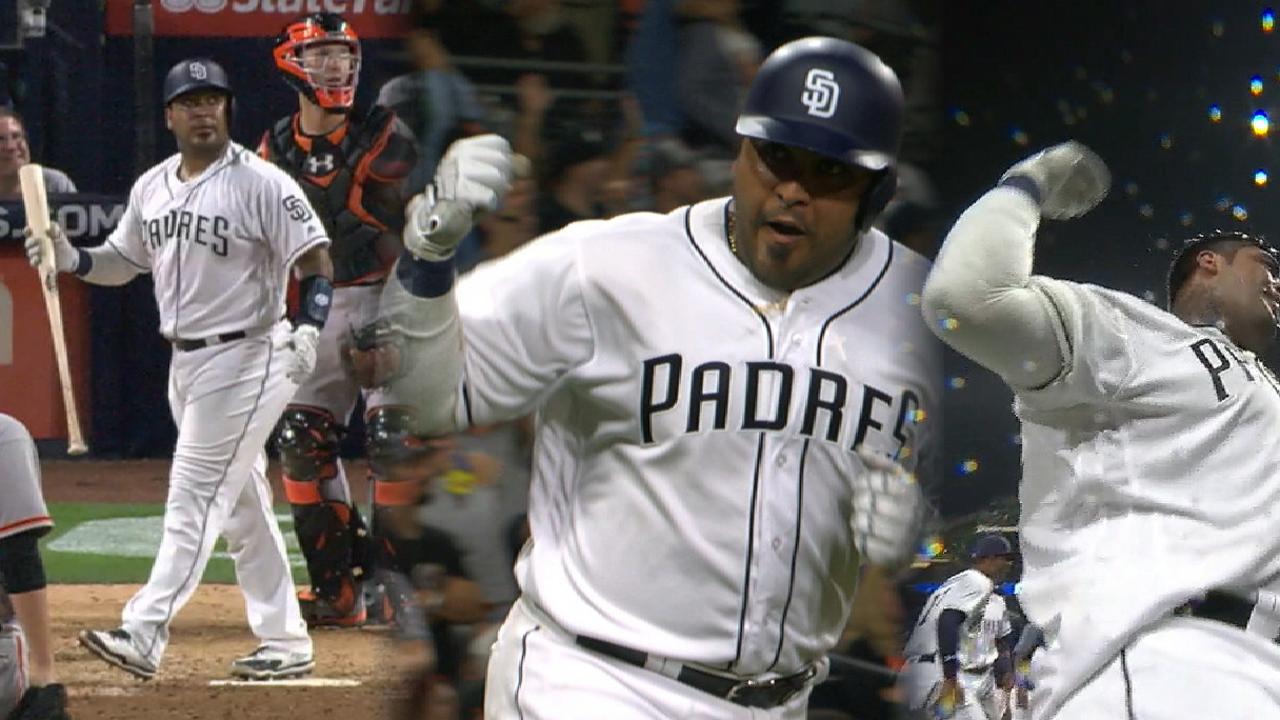 Sanchez hits walk-off shot to beat former team
