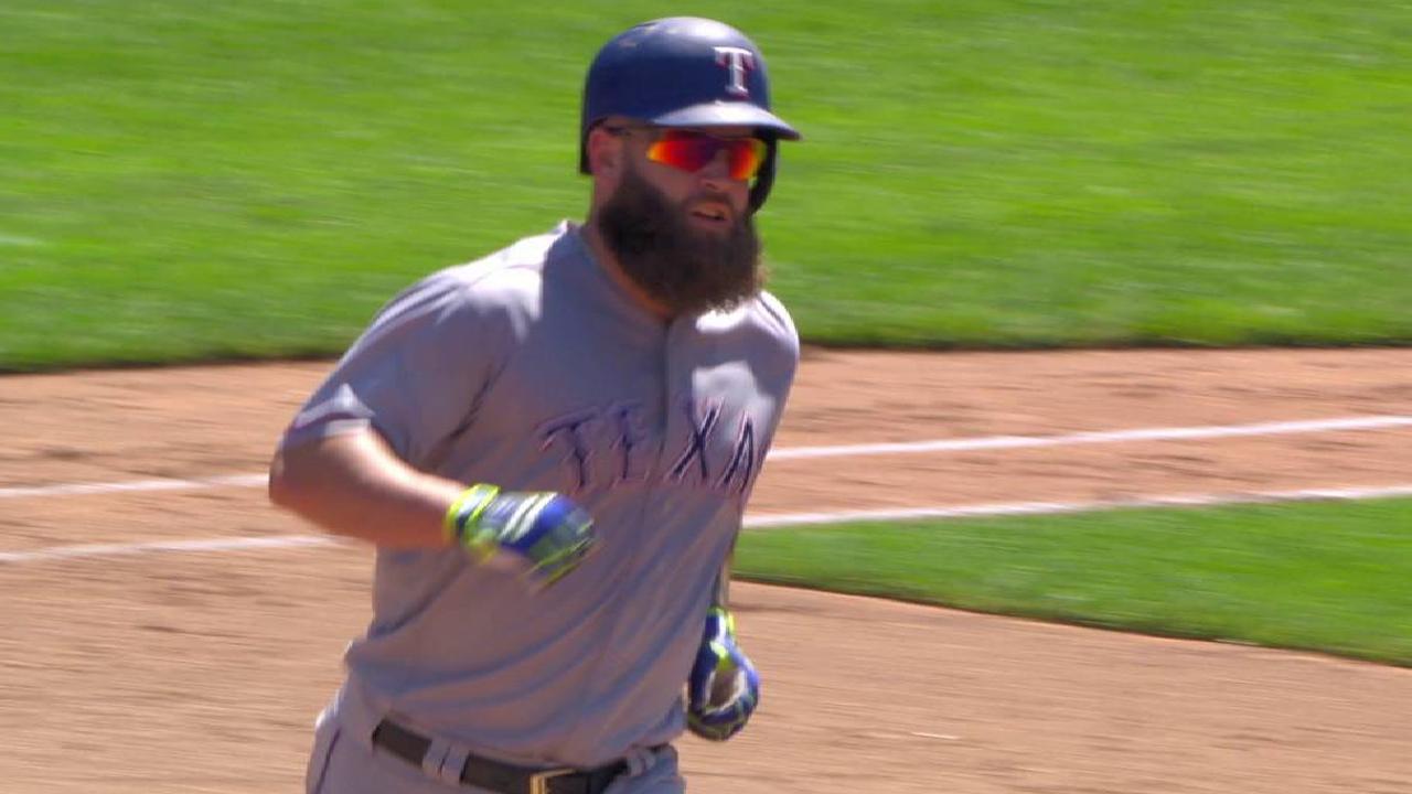 Napoli knots it up with a homer