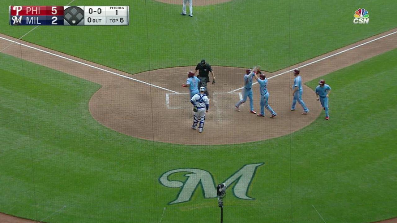 Familiarity vs. pitcher helps Williams with slam