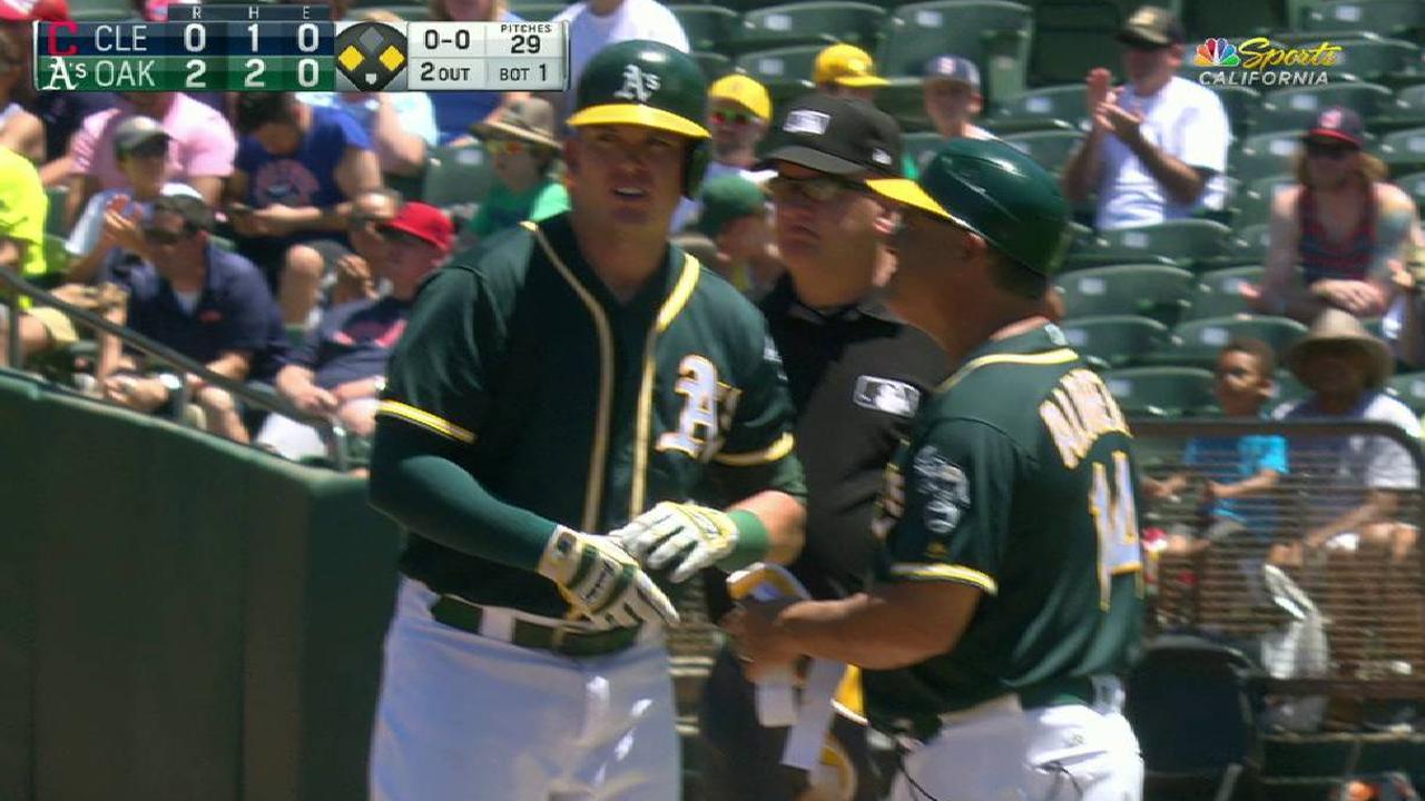 Healy's two-run single to right