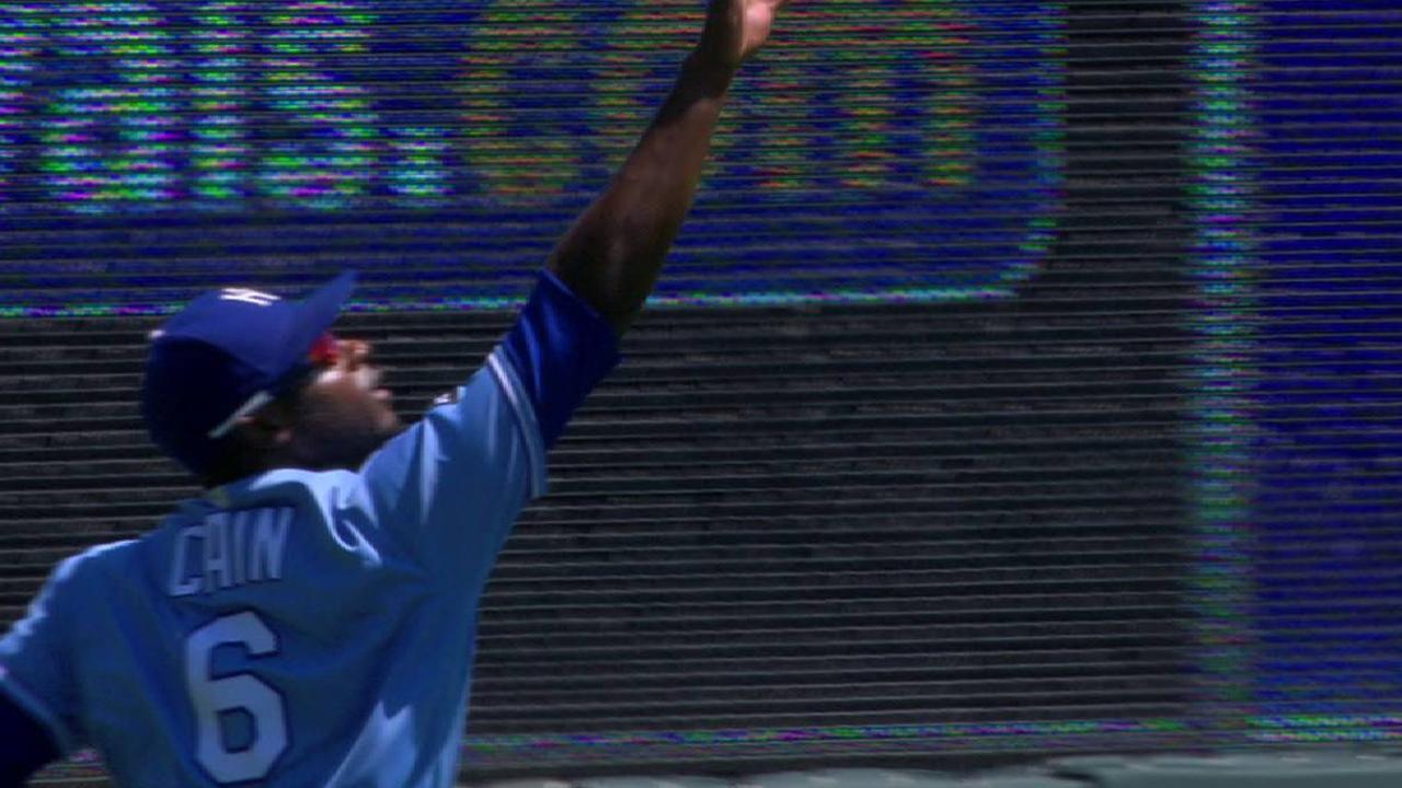 Cain recovers to make the catch