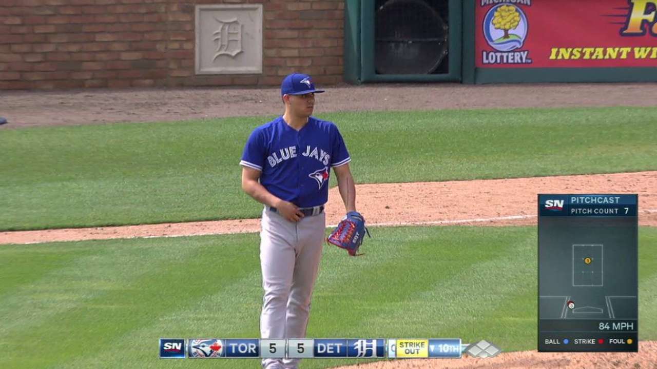 Bullpen works overtime in extra-innings loss