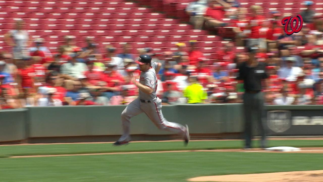 Murphy takes two bags on sac fly