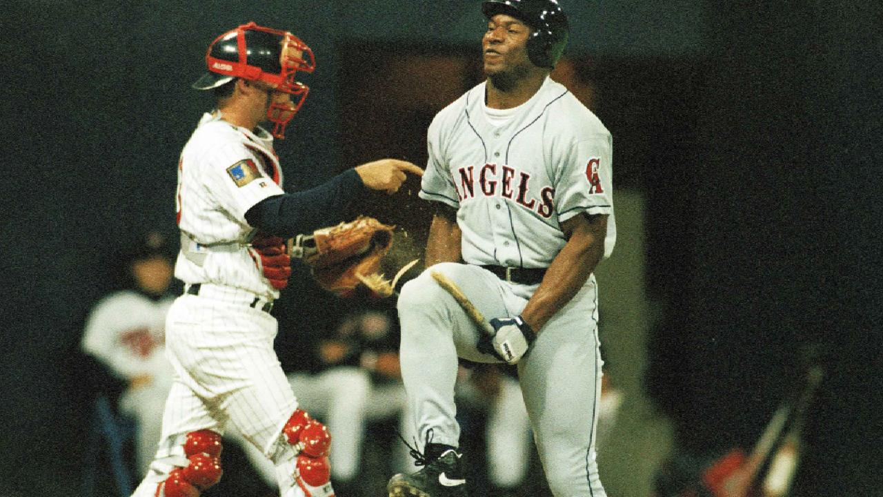 Bo breaks bat over knee
