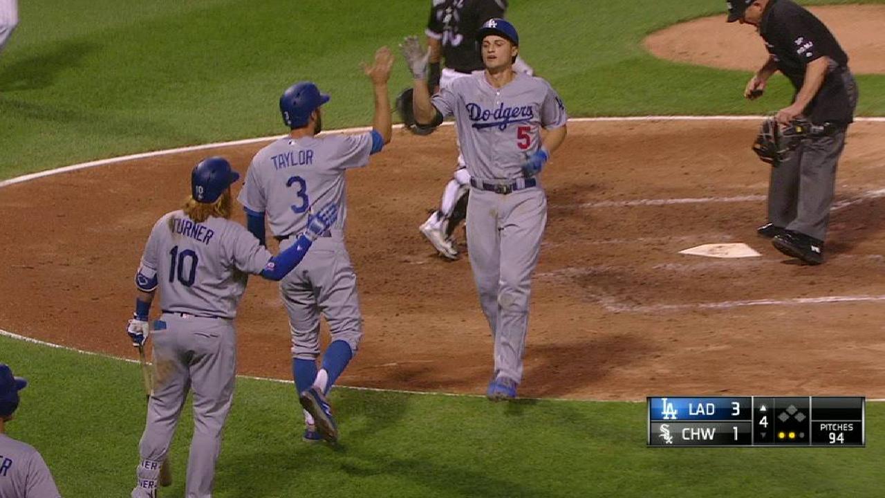 Seager's two-run home run