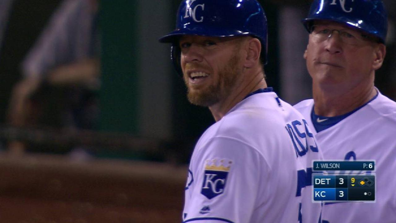 Moss' game-tying RBI double