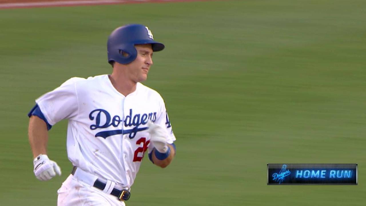 Utley catalyst for Dodgers' success