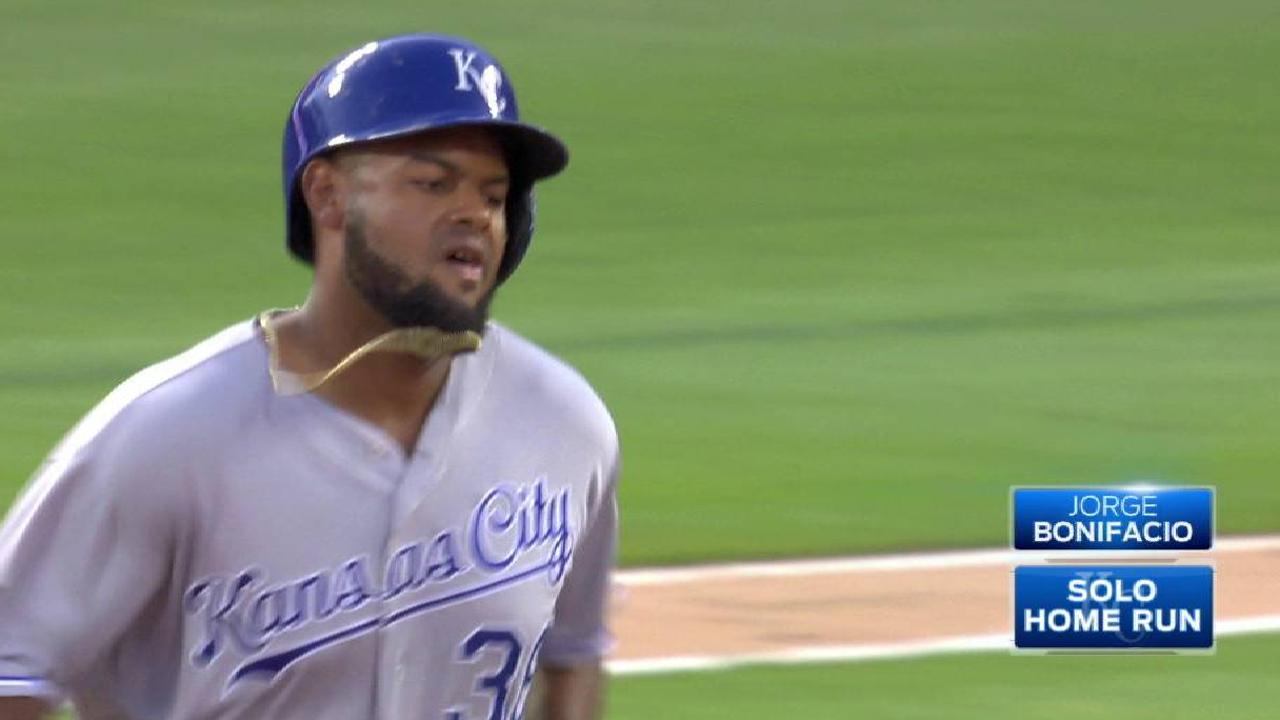 Bonifacio's solo home run