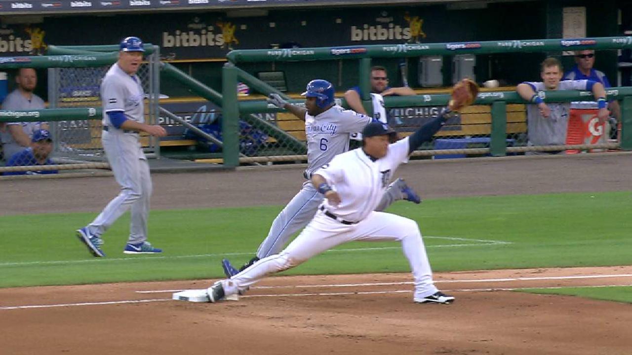 Castellanos' throw gets Cain