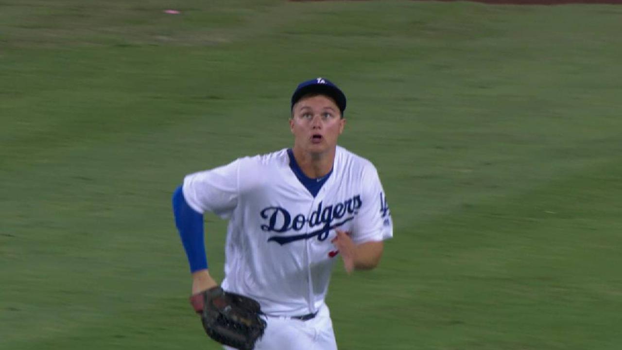 Pederson's diving catch