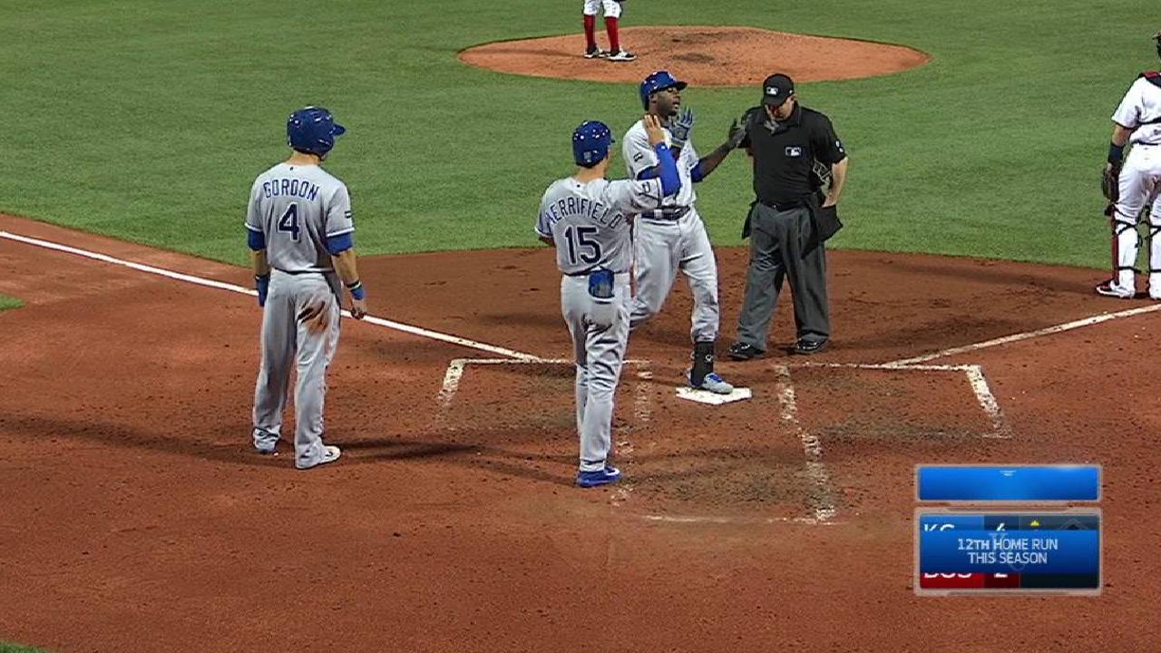 Cain's three-run homer