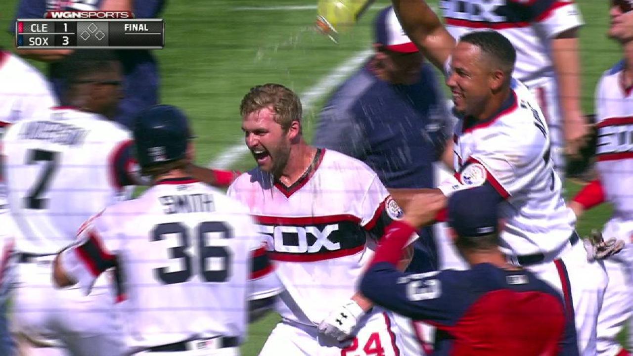 White Sox dejan tendidos a Indios y cortan mala racha en casa
