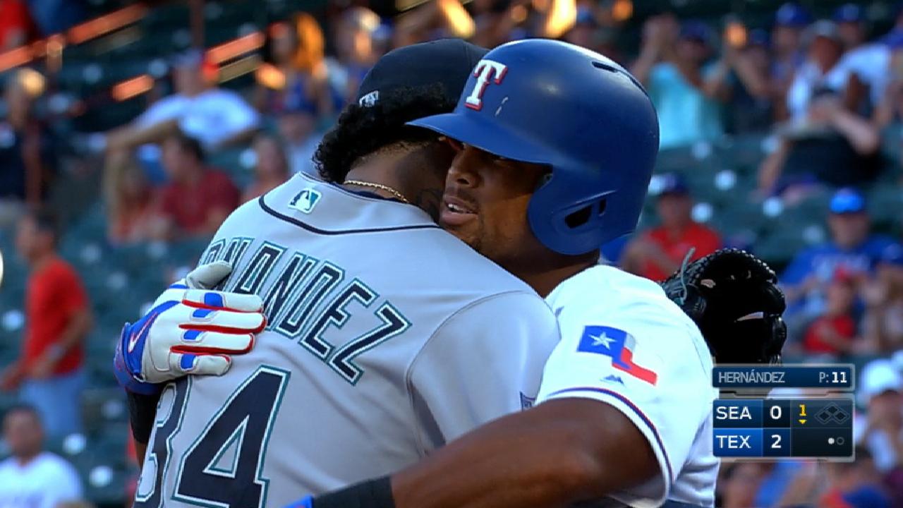 King Felix congratulates Beltre