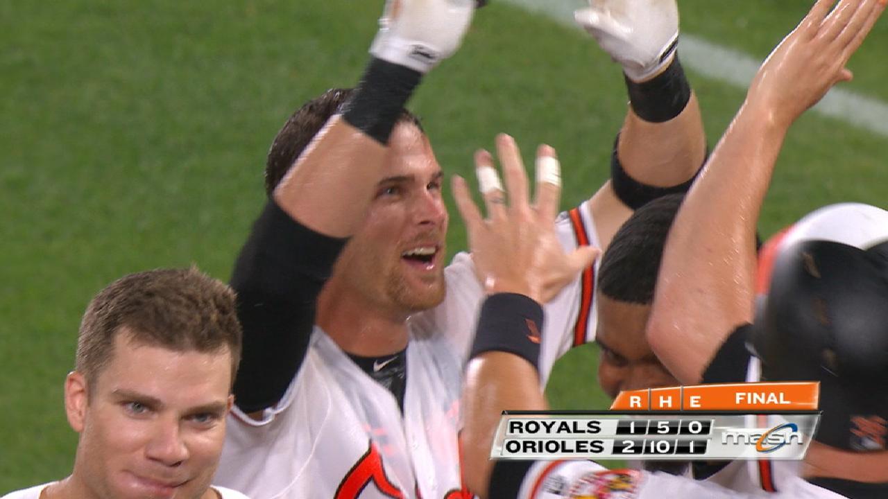 Orioles dejan tendidos a Reales con hit de Gentry en la 9na