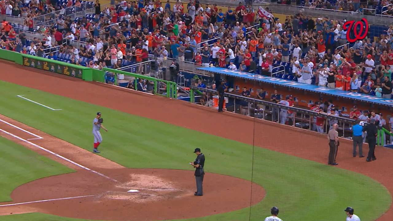 Gio gets standing ovation