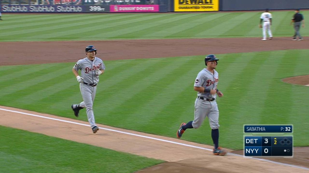 Tigers hold off Yanks, knock them out of first