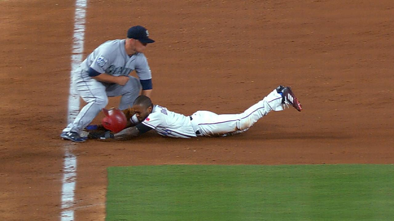 Dyson nails DeShields at third