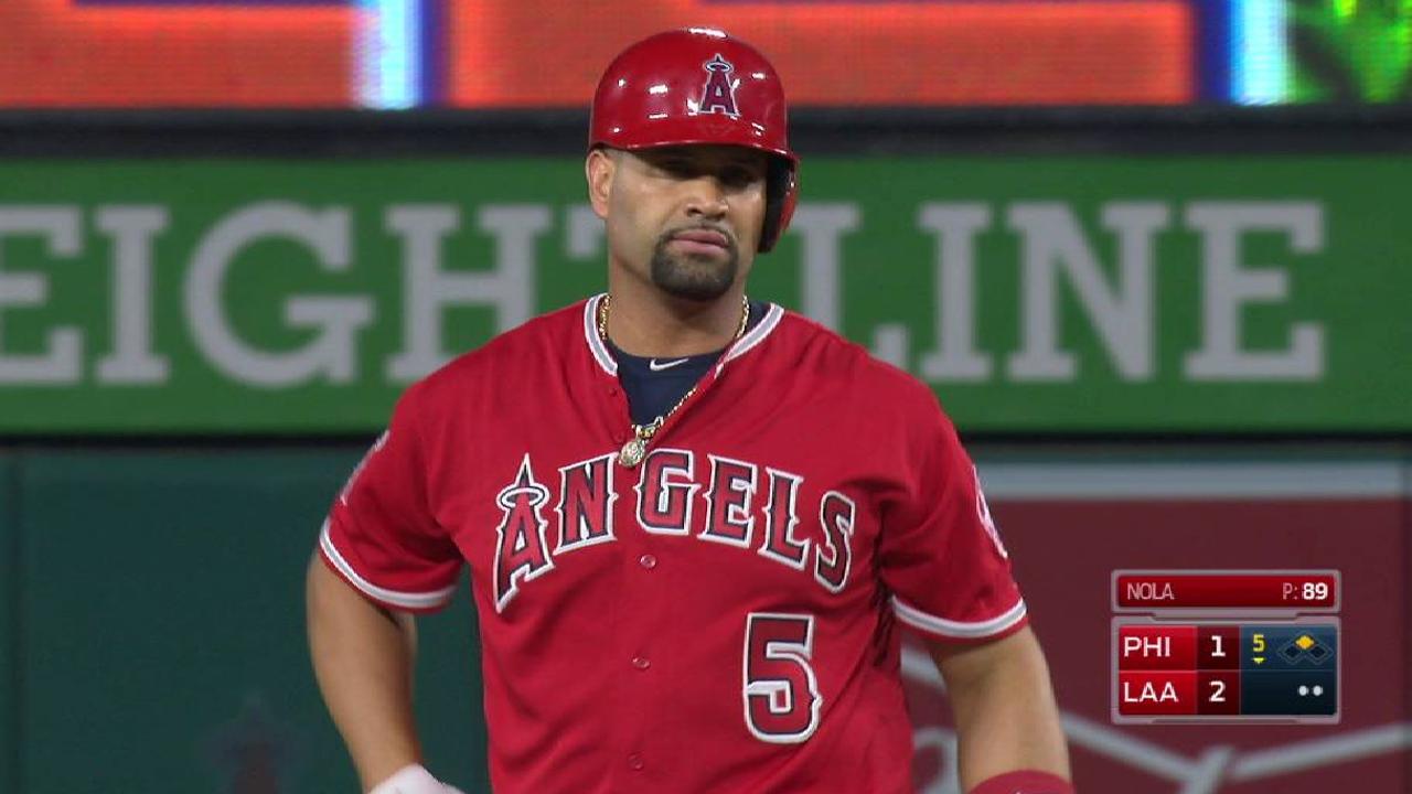 Pujols' two-run double