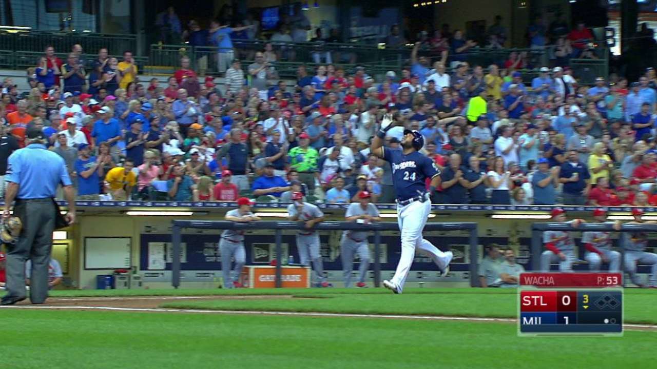 Brewers hold off Cards to earn series win