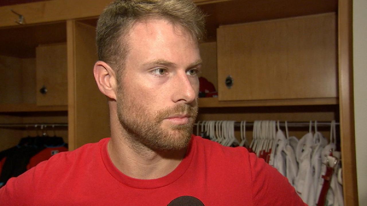Shortstop Cozart returns from DL for Reds