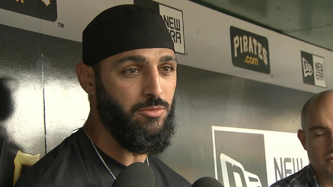 S-Rod arrives in Pittsburgh to happy reunion