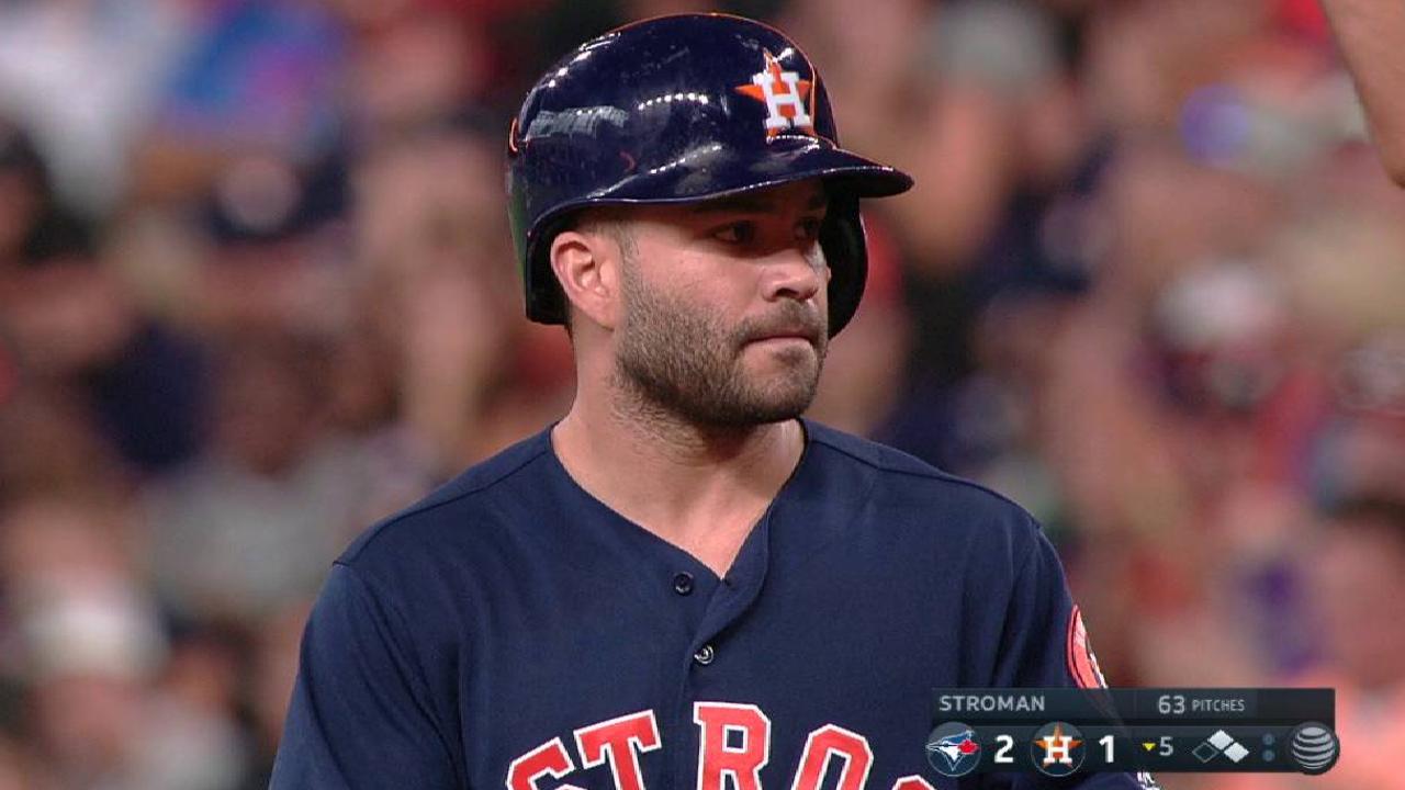 Altuve's RBI single