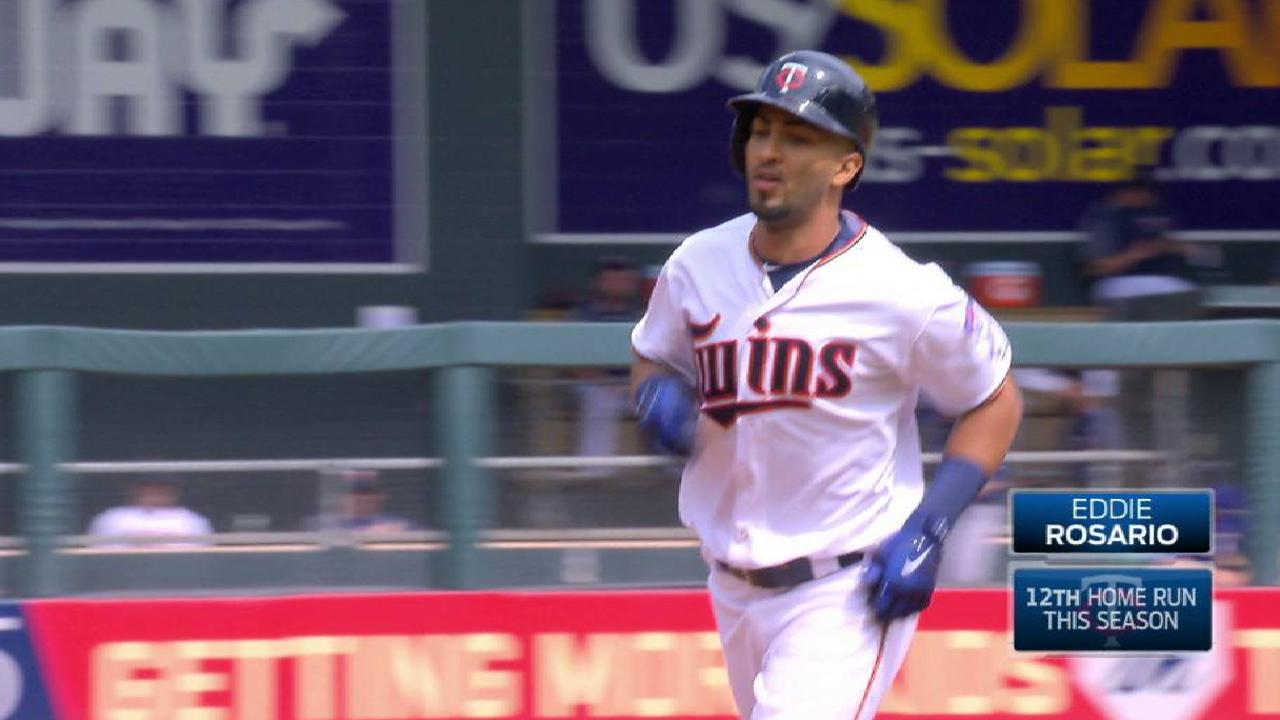 Rosario's big fly to right