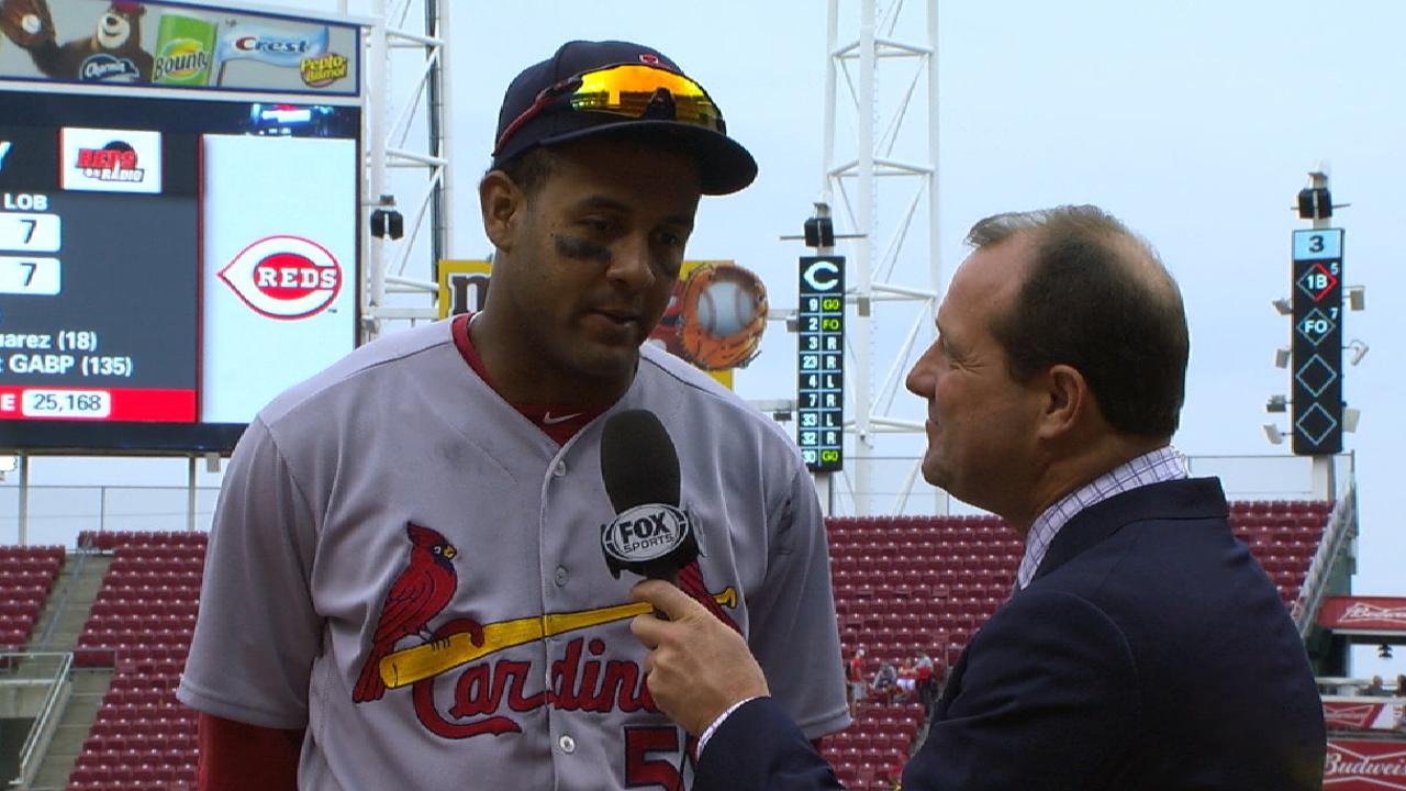 Martinez's slam leads Cardinals