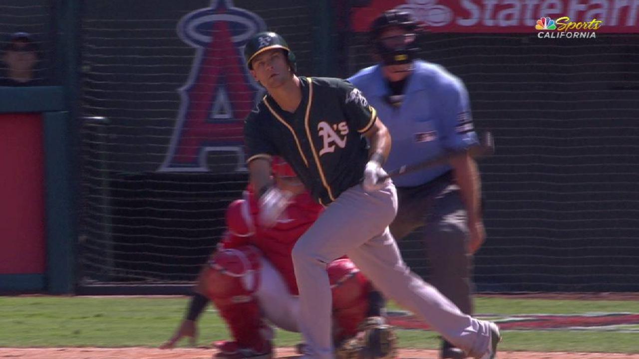 Pinder's solo homer