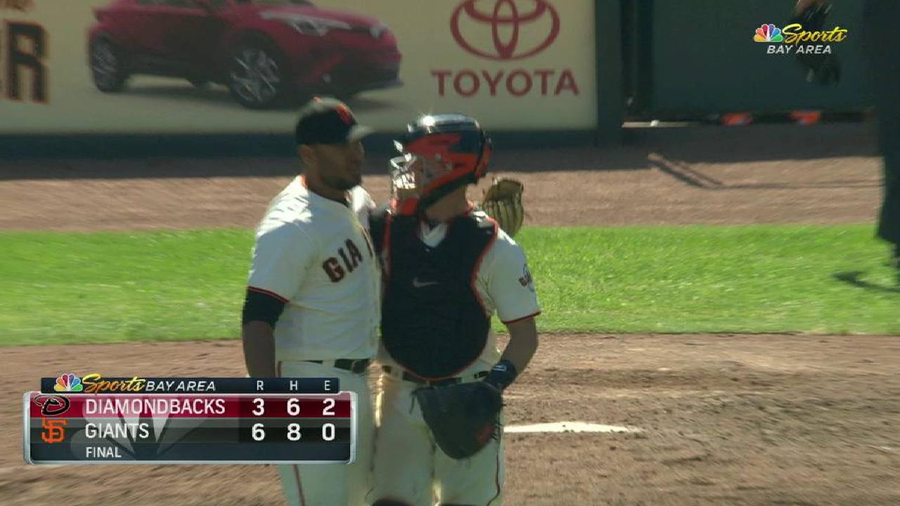 Suarez showing value in Giants bullpen