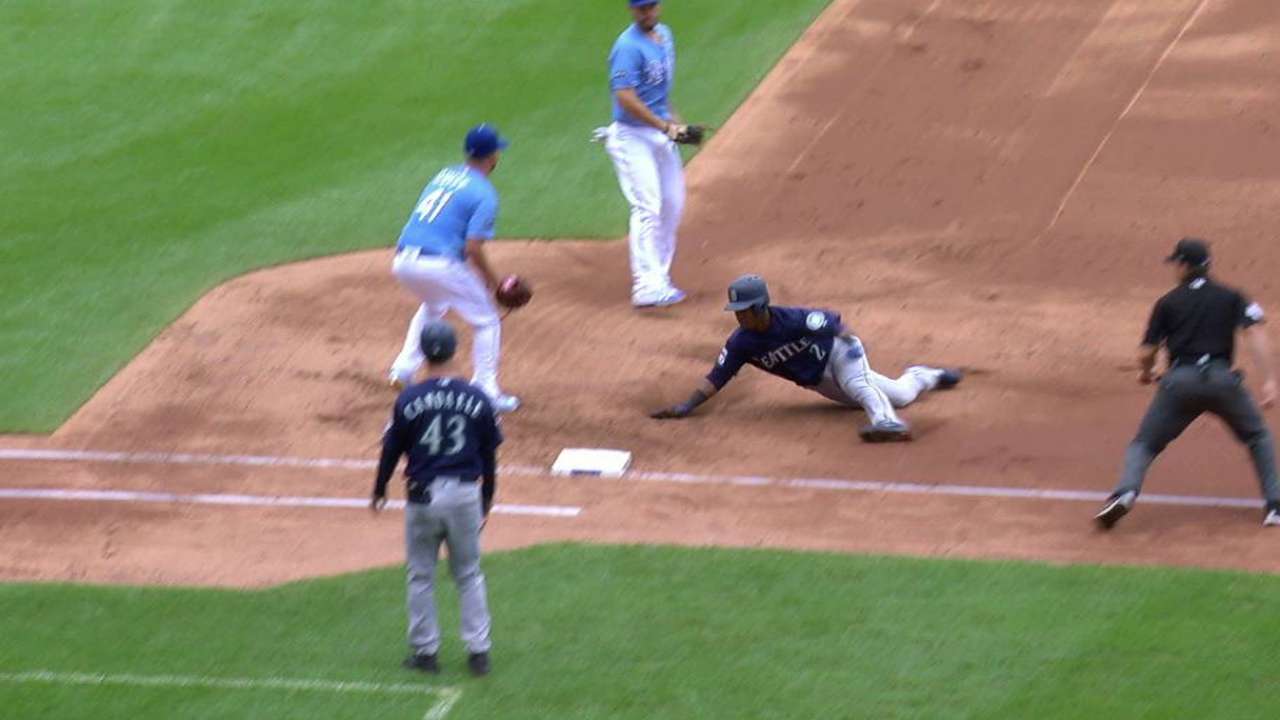Segura avoids rundown