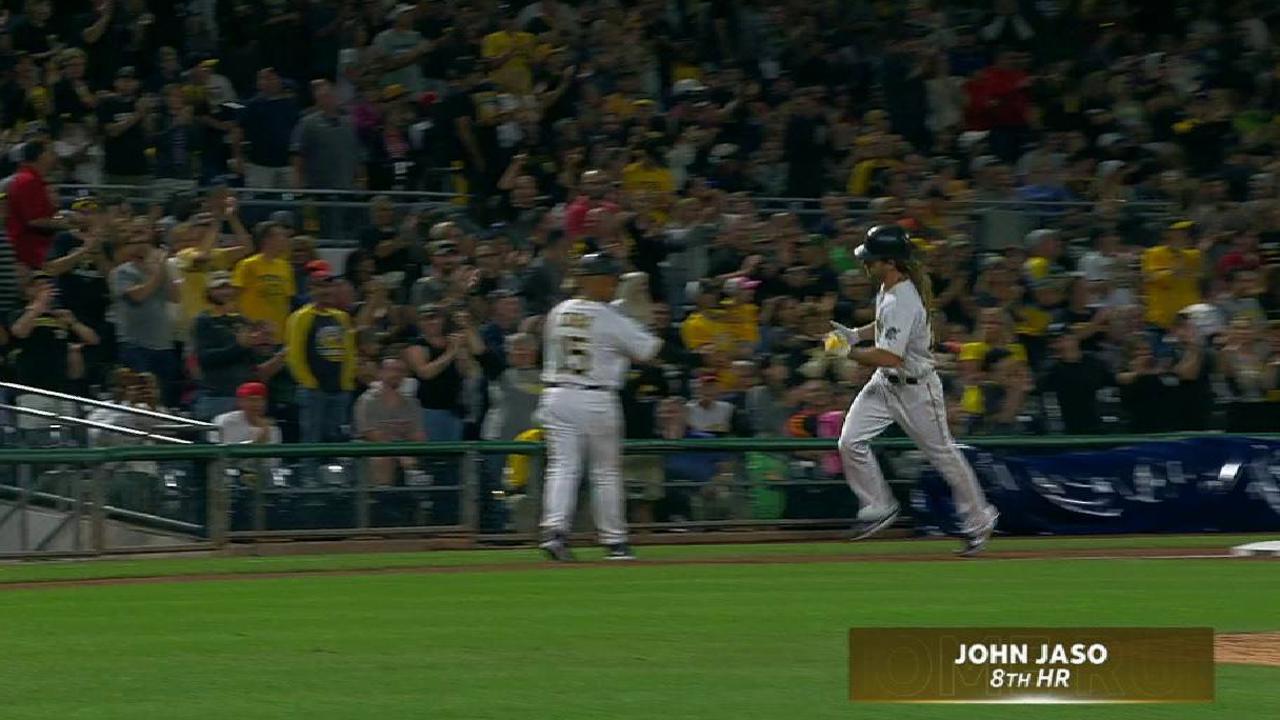 Williams 1-hits Tigers for 7 in Bucs' shutout