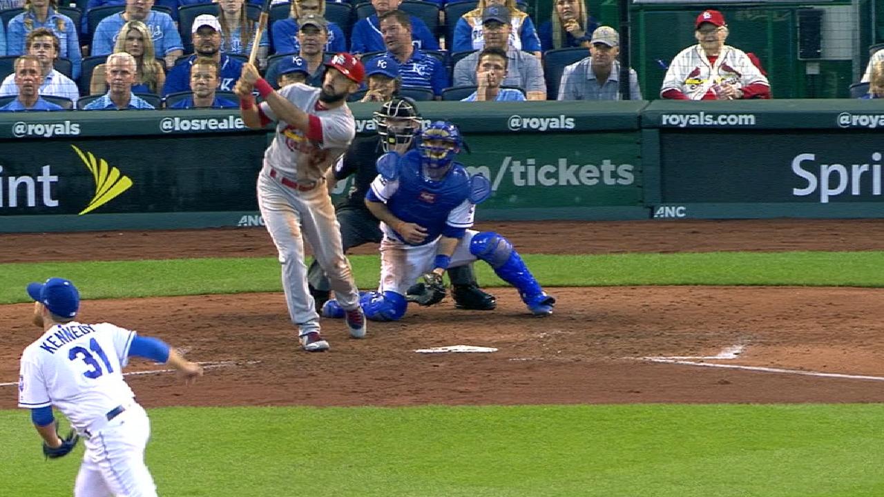 Cardinals' six-run 4th
