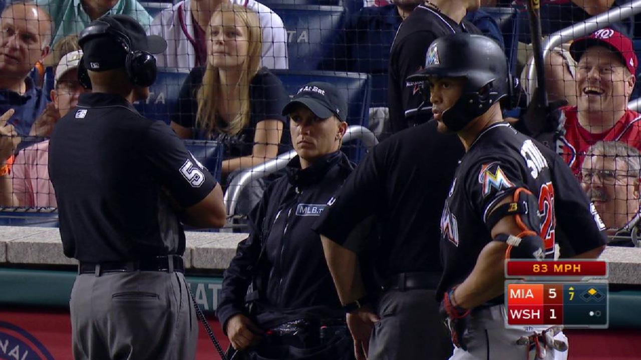Fan interferes on Gordon's hit