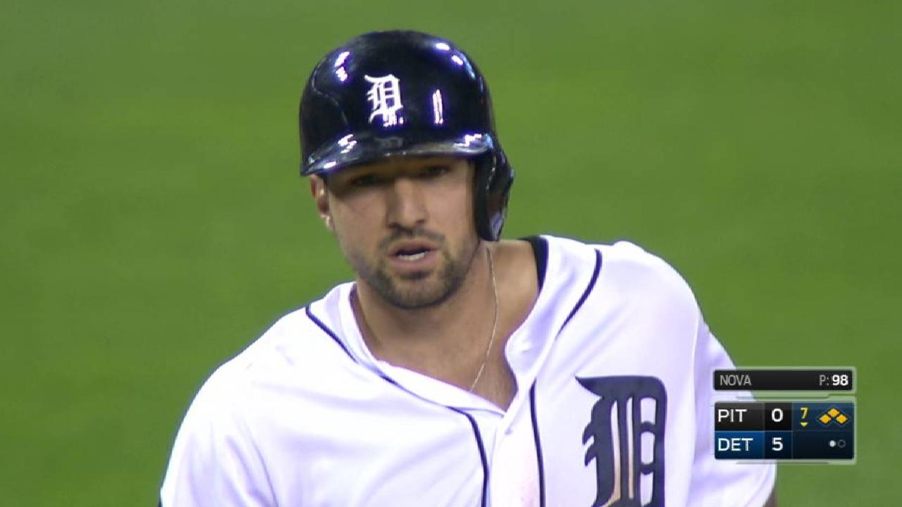 Castellanos' three-run triple