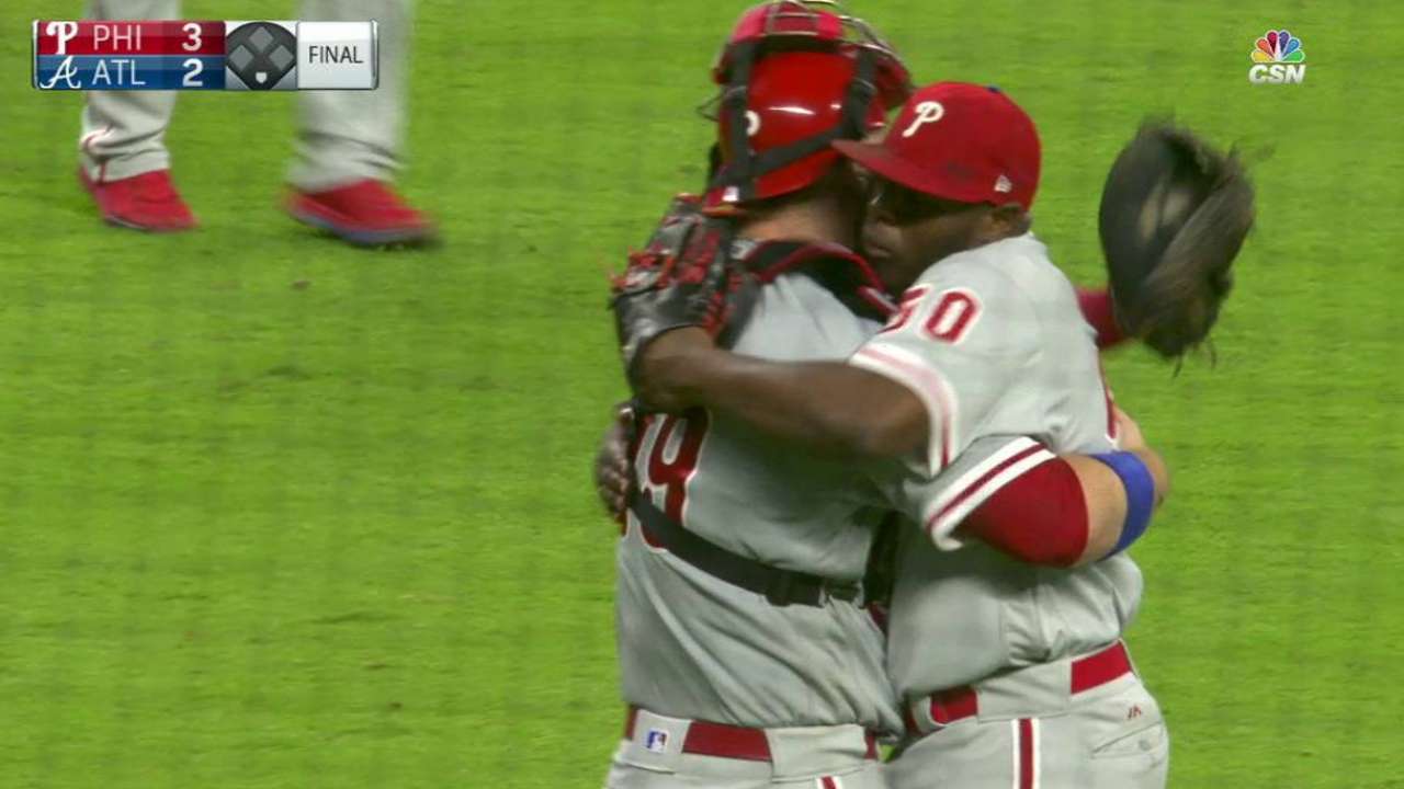 Neris slams the door on Braves