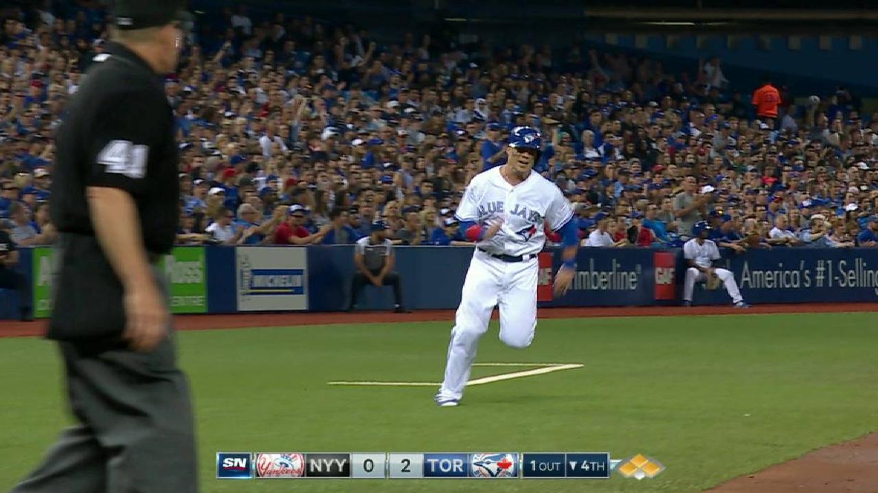 Pillar's run-scoring single