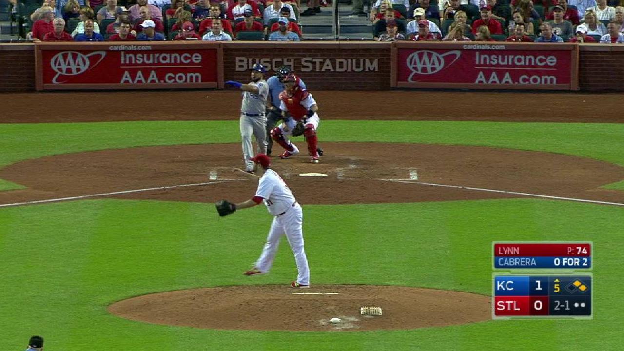 Cabrera's two-run triple